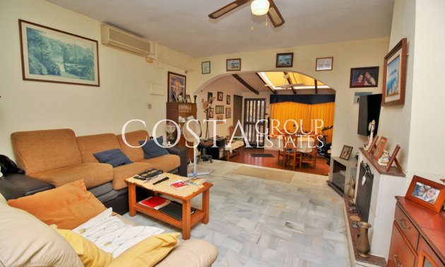 Wiederverkauf - House -
Villamartín