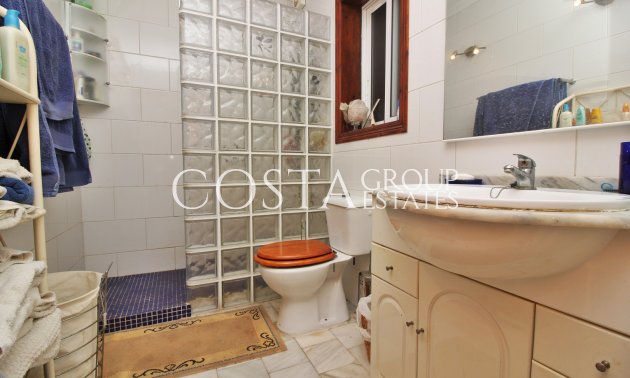 Wiederverkauf - House -
Villamartín