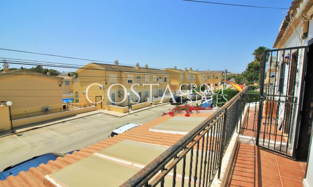 Wiederverkauf - House -
Villamartín