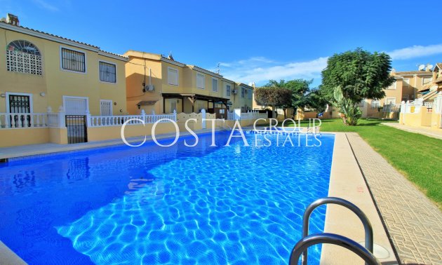 Wiederverkauf - House -
Villamartín