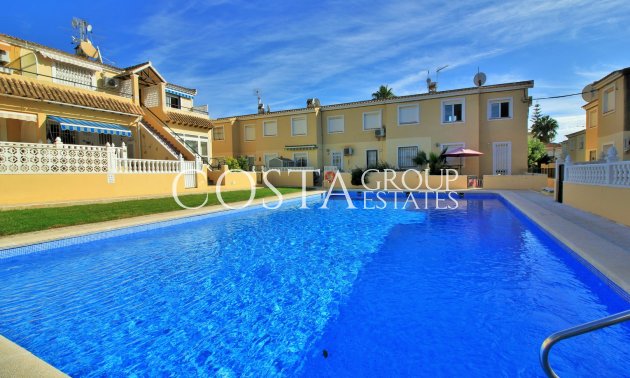 Wiederverkauf - House -
Villamartín