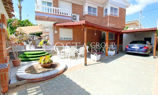 Wiederverkauf - Villa -
Los Alcazares