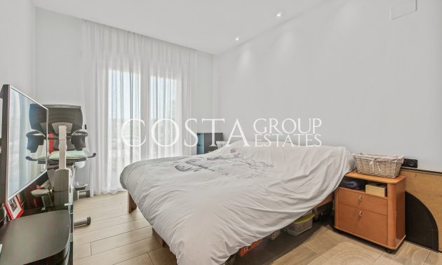 Resale - Villa -
Algorfa - La finca Golf