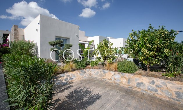 Resale - Villa -
Algorfa - La finca Golf