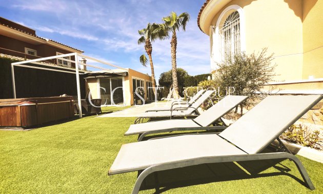 Odsprzedaż - Willa -
Ciudad Quesada