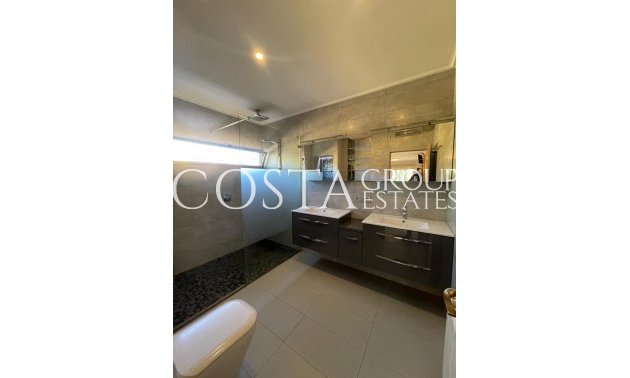 Revente - Villa -
Torrevieja - Los Balcones