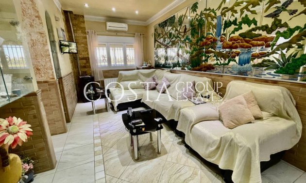 Herverkoop - Villa -
Guardamar del Segura