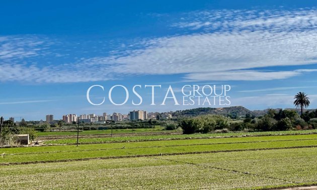 Herverkoop - Villa -
Guardamar del Segura