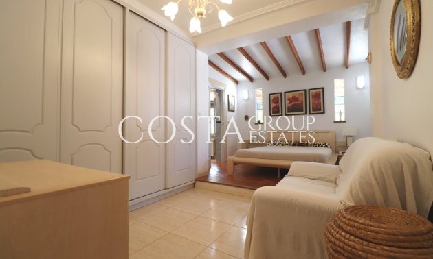 Resale - Villa -
Algorfa - Lomas de La Juliana