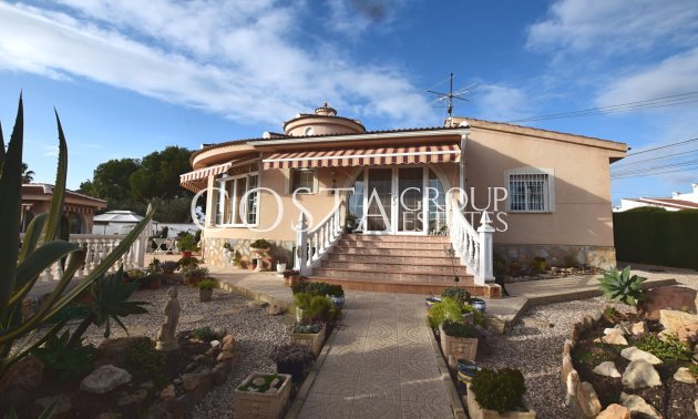 Revente - Villa -
Ciudad Quesada