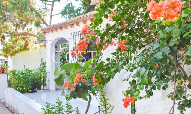 Herverkoop - Villa -
Orihuela Costa - Punta Prima