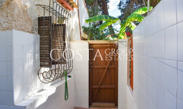 Herverkoop - Villa -
Orihuela Costa - Punta Prima