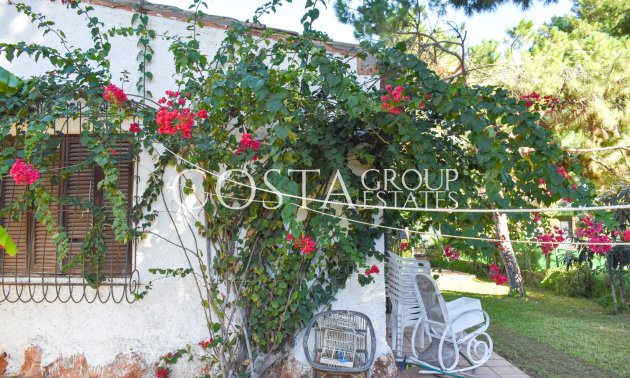 Herverkoop - Villa -
Orihuela Costa - Punta Prima