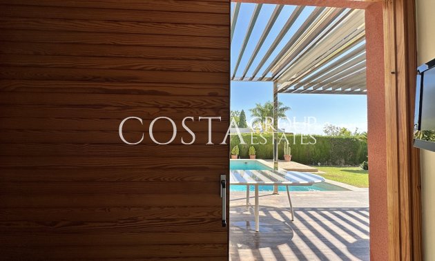 Resale - Villa -
Orihuela Costa - Dehesa de campoamor