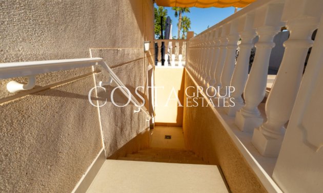 Odsprzedaż - Willa -
Benijofar