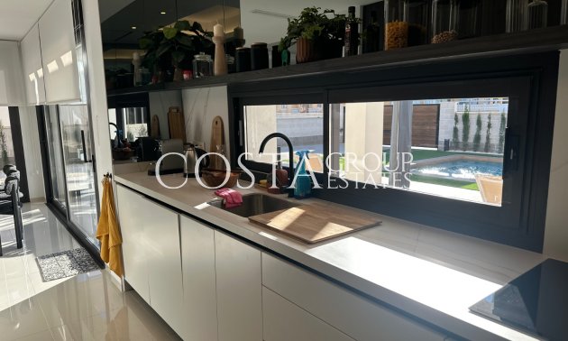 Resale - Villa -
Ciudad Quesada - Doña Pepa