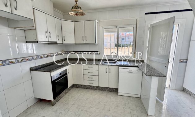 Odsprzedaż - Willa -
Ciudad Quesada - Lo Pepin