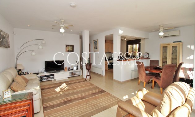 Wiederverkauf - Villa -
Villamartín - PAU 8