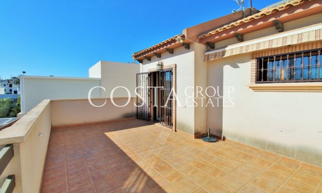 Wiederverkauf - Villa -
Villamartín - PAU 8