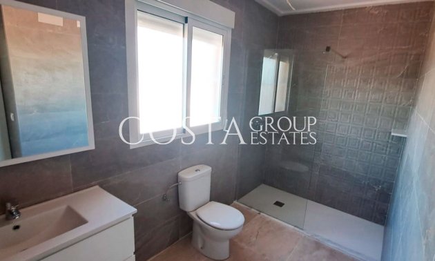 Herverkoop - Villa -
Catral