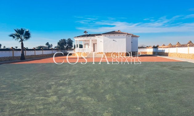 Herverkoop - Villa -
Catral