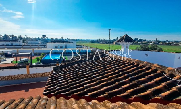 Herverkoop - Villa -
Catral