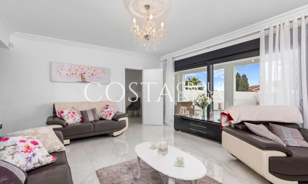 Revente - Villa -
Ciudad Quesada