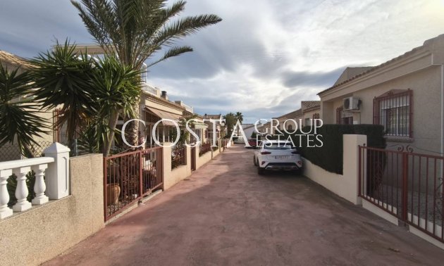 Herverkoop - Villa -
Algorfa - Montemar