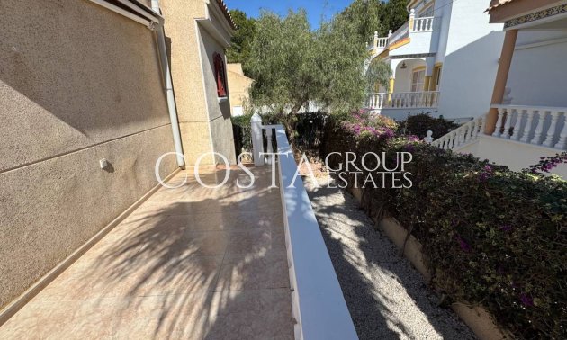 Herverkoop - Villa -
Algorfa - Montemar