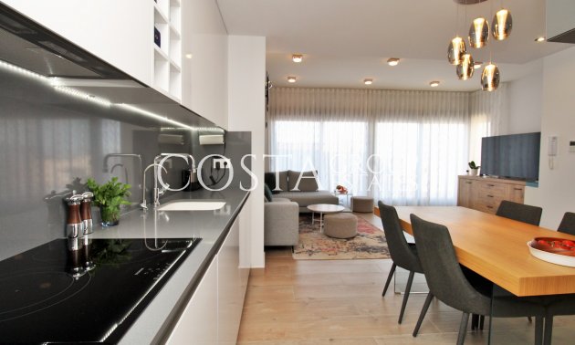 Herverkoop - Villa -
Villamartín