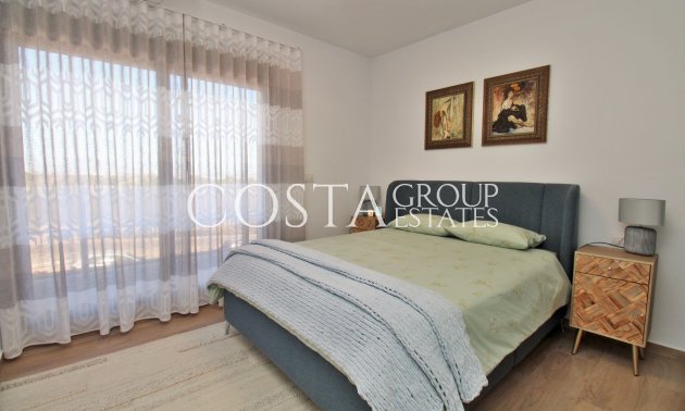 Herverkoop - Villa -
Villamartín