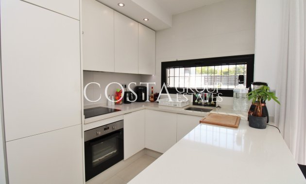 Revente - Villa -
Villamartín