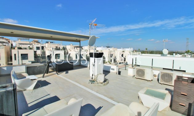 Revente - Villa -
Villamartín