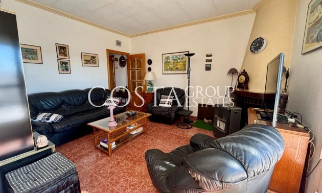Resale - Villa -
Ciudad Quesada