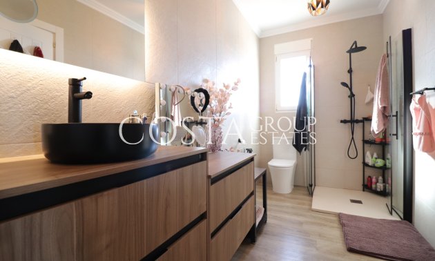 Wiederverkauf - Villa -
Rojales