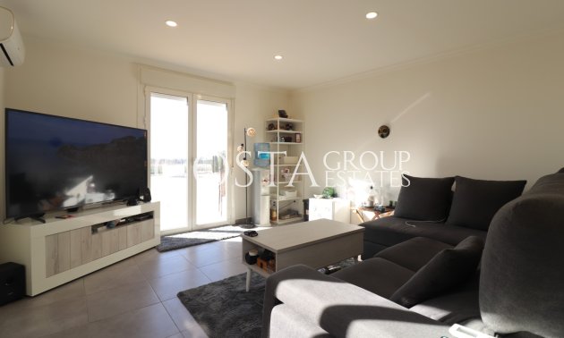 Wiederverkauf - Villa -
Rojales