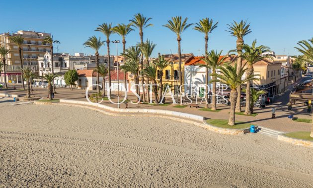 Wiederverkauf - House -
Santiago de la Ribera