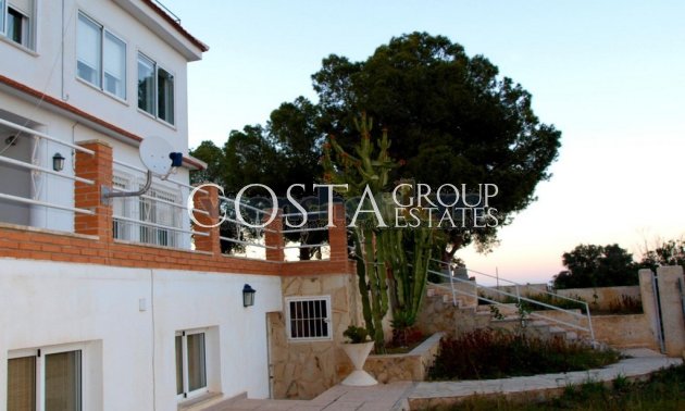 Resale - Villa -
Torrevieja - Los Balcones