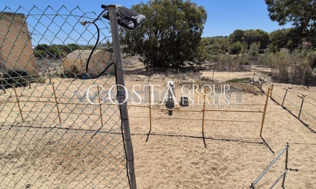 Resale - Villa -
Torrevieja - Los Balcones