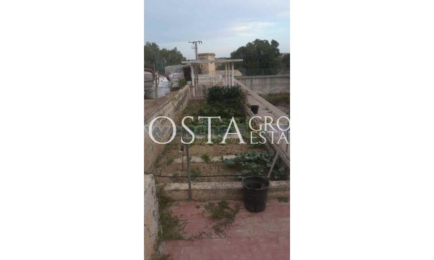 Resale - Villa -
Torrevieja - Los Balcones