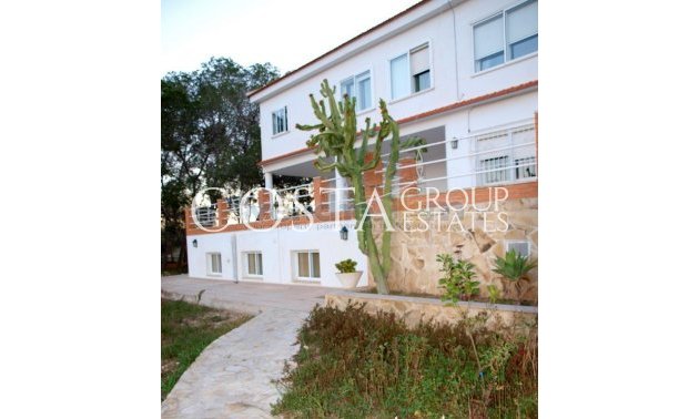 Resale - Villa -
Torrevieja - Los Balcones