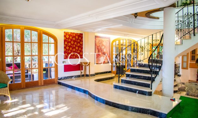 Odsprzedaż - Willa -
Crevillente