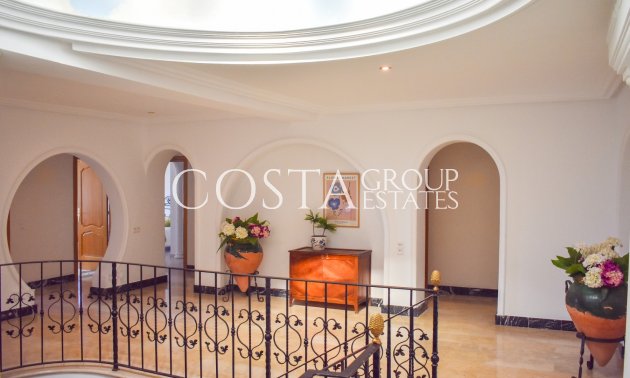 Odsprzedaż - Willa -
Crevillente