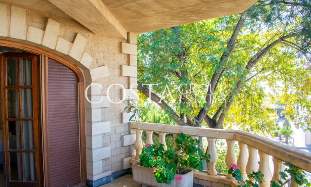 Odsprzedaż - Willa -
Crevillente