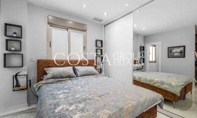 Herverkoop - Villa -
Orihuela Costa - Villamartín