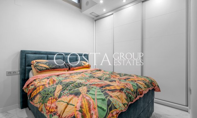 Herverkoop - Villa -
Orihuela Costa - Villamartín