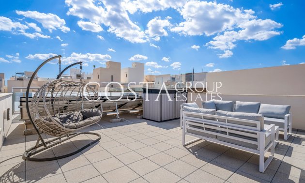 Herverkoop - Villa -
Orihuela Costa - Villamartín