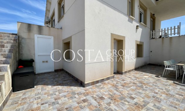 Herverkoop - Villa -
Torrevieja - Los Balcones