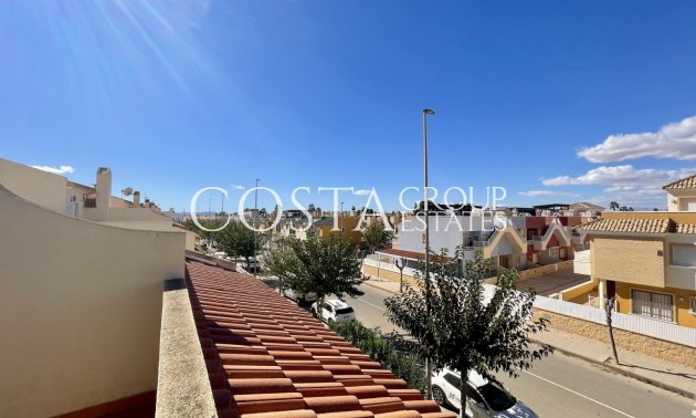 Resale - House -
Pilar de la Horadada