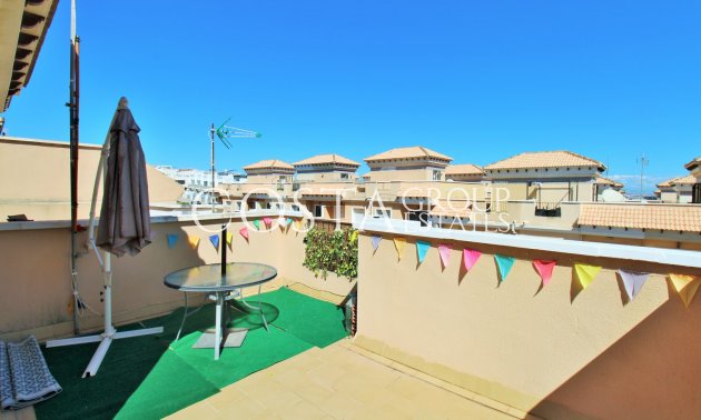 Odsprzedaż - Dom -
Villamartín